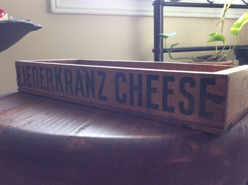 Vintage Wooden Liederkranz Cheese Box