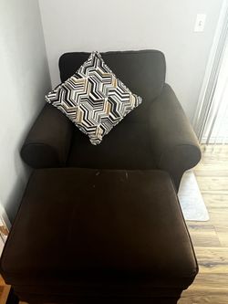 Accent  Chair And Ottoman 