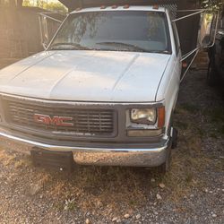 GMC 3500 Dump Dump (Year: 2000)