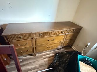 Dresser hutch mirror and bed frame for a full bed