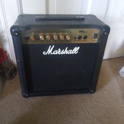 Guitar Amp  MG 15cD 