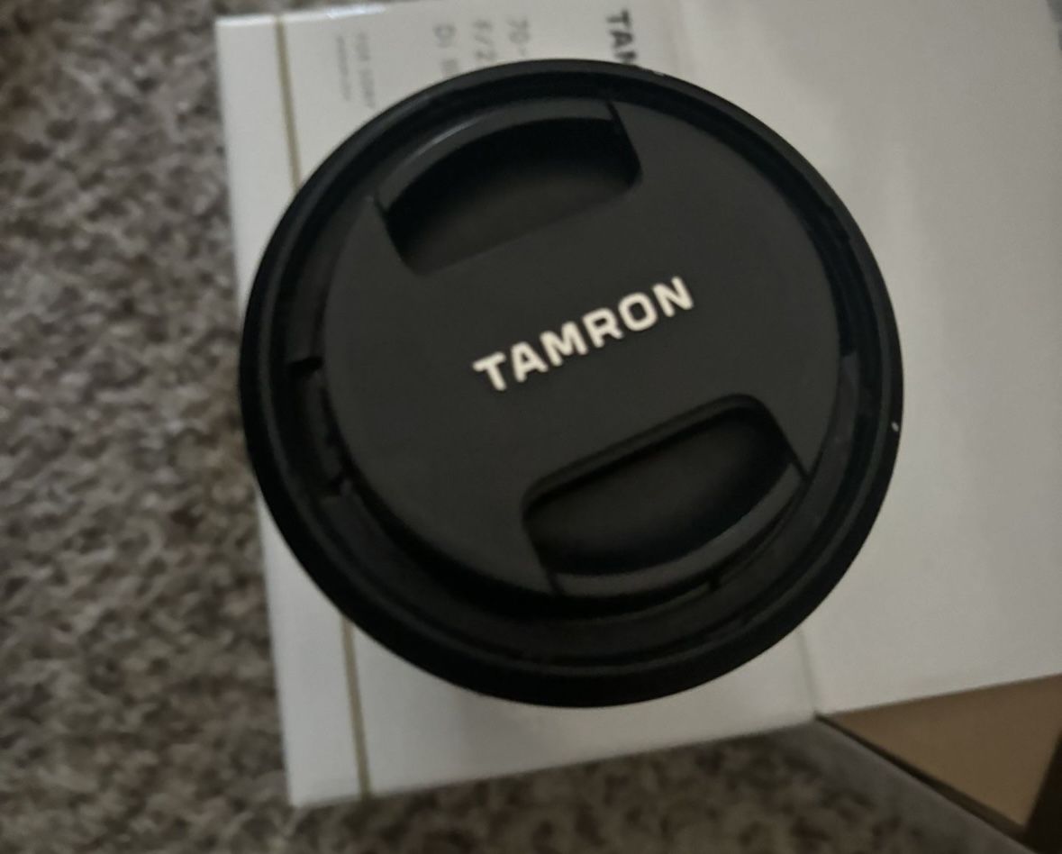 tamron 70-180 f2.8 Di111
