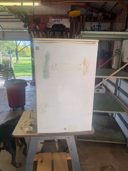 GE mini Refrigerator and freezer