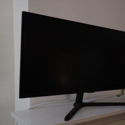 Samsung 35” ViewFinity S50GC Monitor – WQHD – USB-C – Great Condition