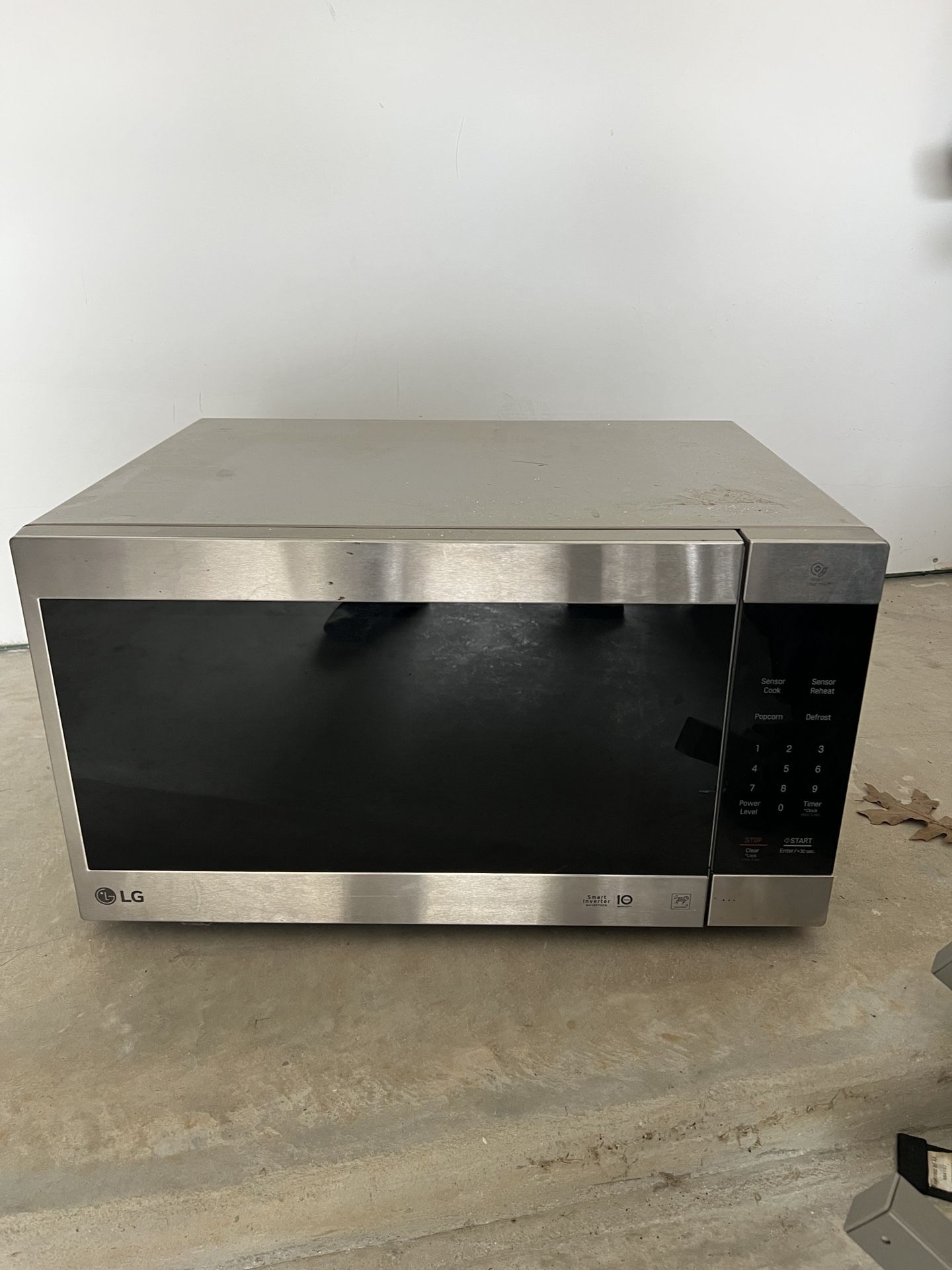 LG 1200w Countertop Microwave