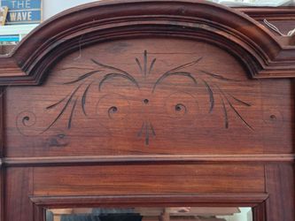 Vanity mirror drawer set.