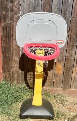 Little Tikes Kids Basketball Hoop