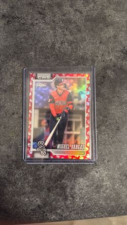 Miguel Vargas Topps Chrome CWS Red Refractor Card