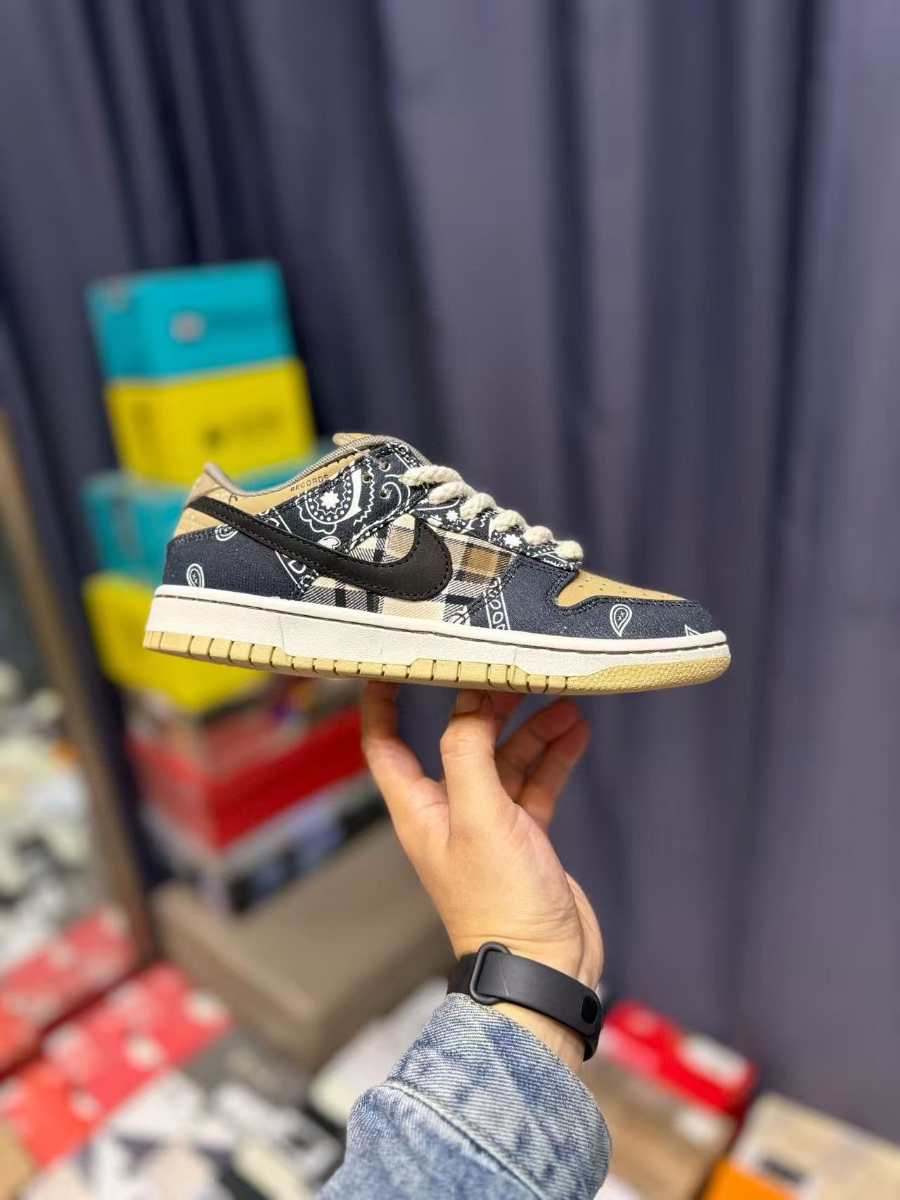 Nike Shoe 42