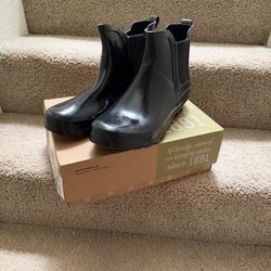 Western Chief Black Classic Chelsea Rain Booties