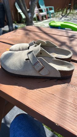 Birkenstock clogs US men size 9.5