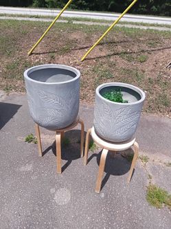 Gray Planter Set