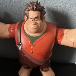 Adorable Talking Wreck It Ralph Large Toy Action Figure Disney Store 11” Tall