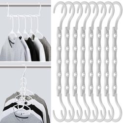 New/open: Space Saving Hangers (lot of 16)