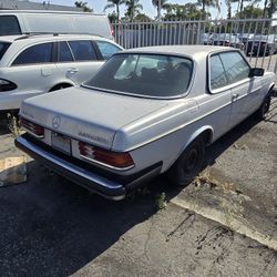 1983 Mercedes-Benz 300