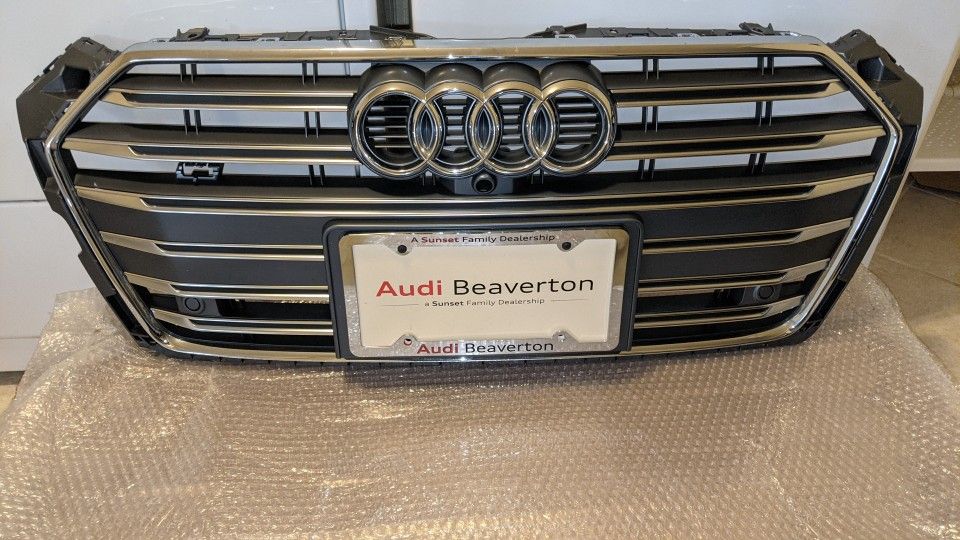 Audi S5 Grille