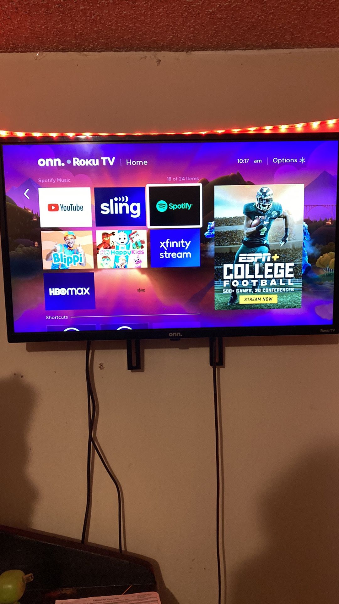 XBOX one & 32” ROKU tv