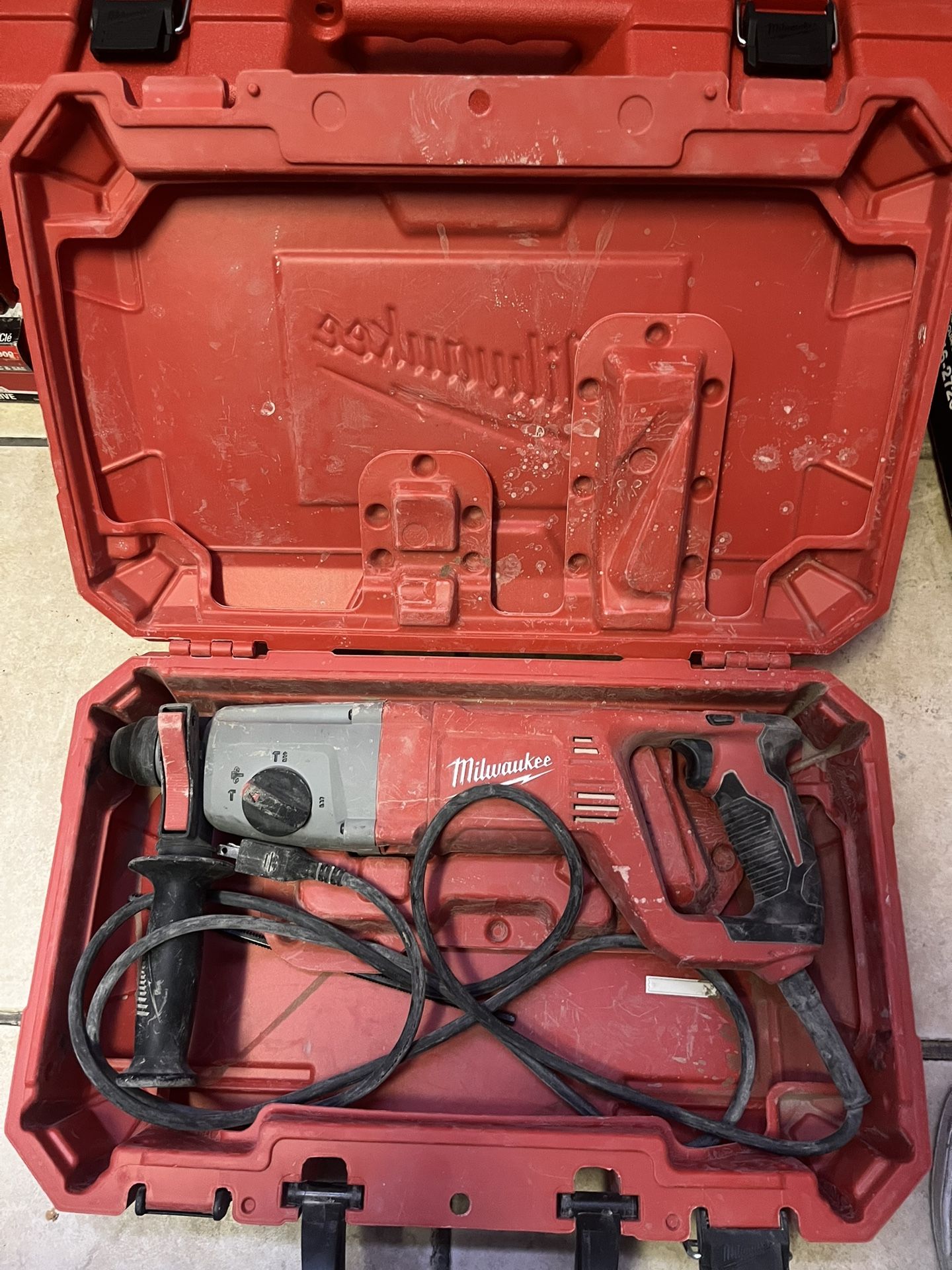 Milwaukee Rotary Hammer