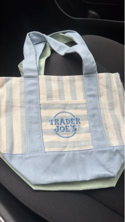 trader joe’s tote bag