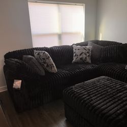  Midnight Madness Onyx Black 2 Piece Sectional with Ottoman