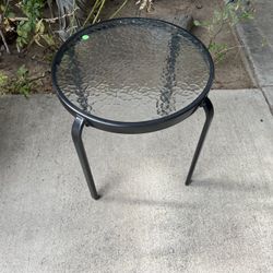 Nice Looking Round End Table for Patio