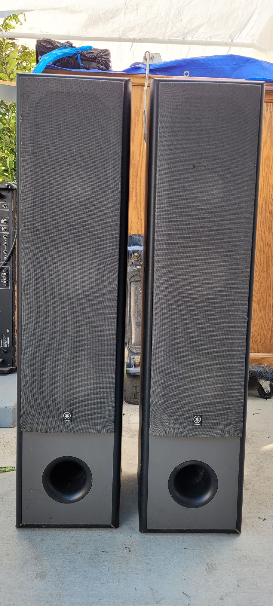 Speakers Yamaha NS-A100XT, 3WAY , DUAL WOOFER 6"5