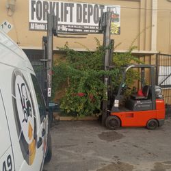 FORKLIFT TOYOTA NISSAN HYSTER 