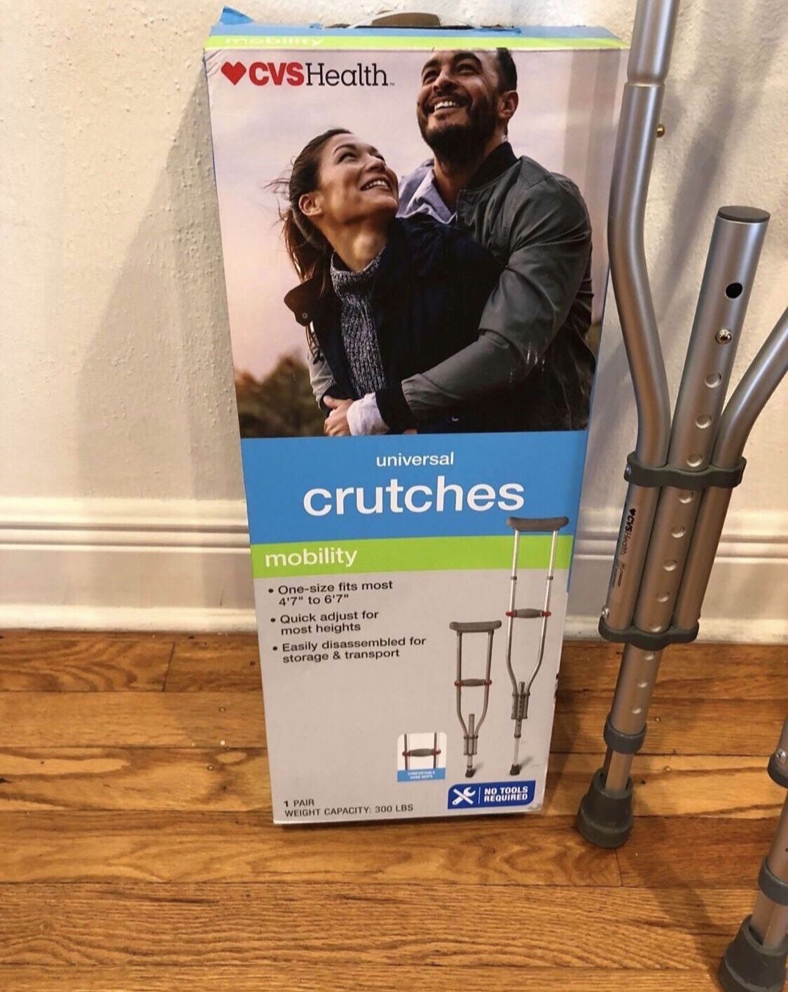 Like New Universal Crutches