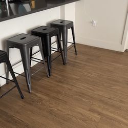 4 Metal Stools with Square Seat