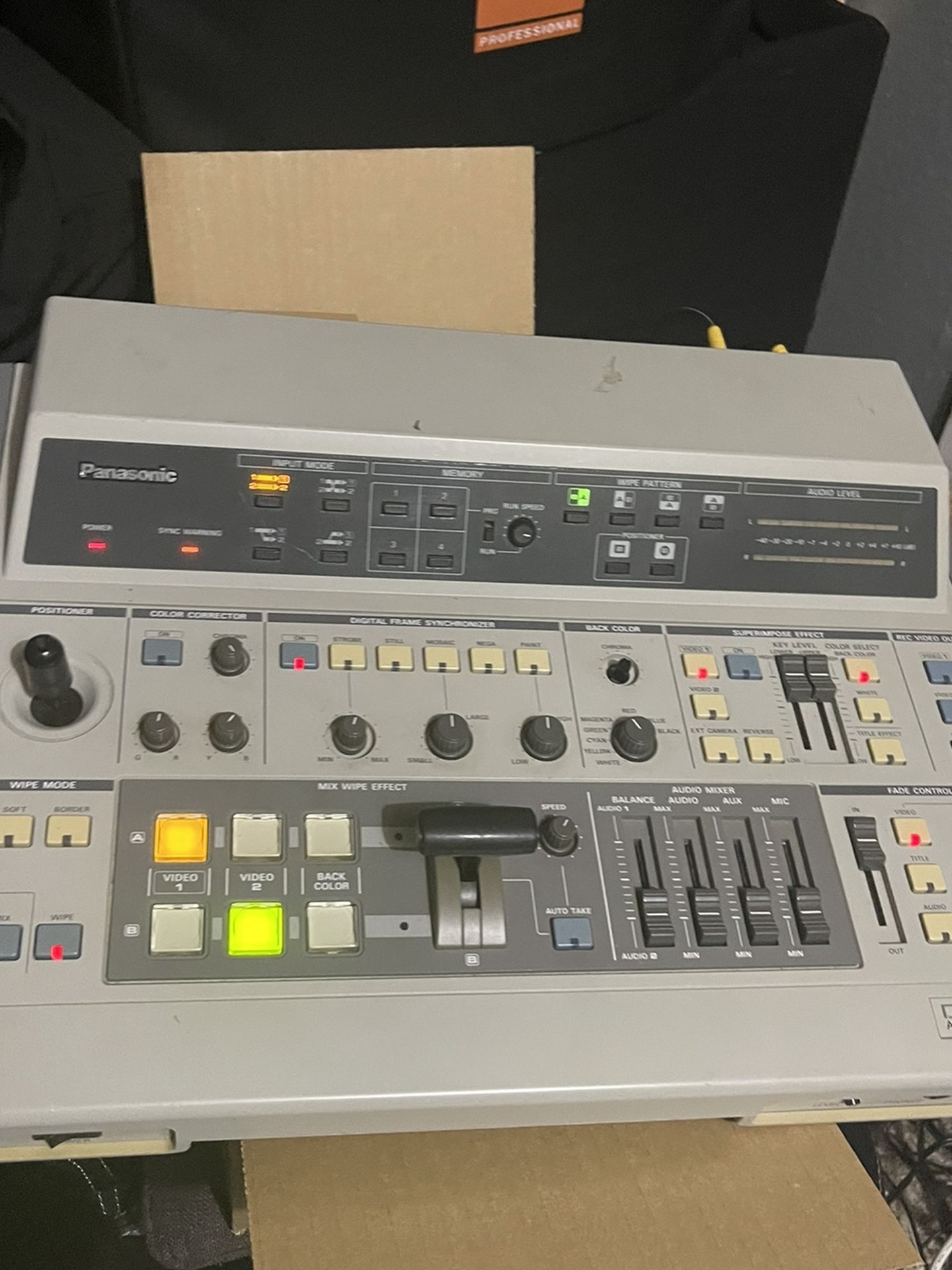 Digital Av Mixer WJ-MX12