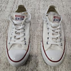 White Converse Size W7/M5