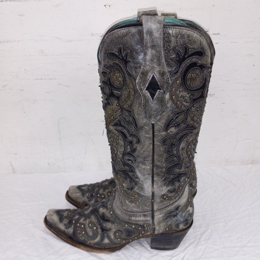 Women’s Corral Western Boots Handcrafted sz 8