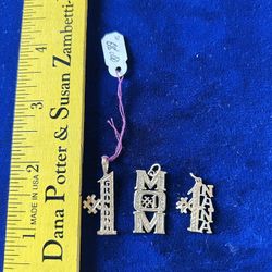 NEW 14 K  NANA Pendant (Great Gift For Grandma/Mother’s Day)