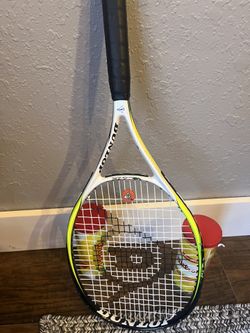 Dunlap Tennis racket And Balls