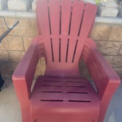 4 Red Plastic Outdoor Chair