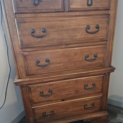5 Drawer Solid Wood Dresser