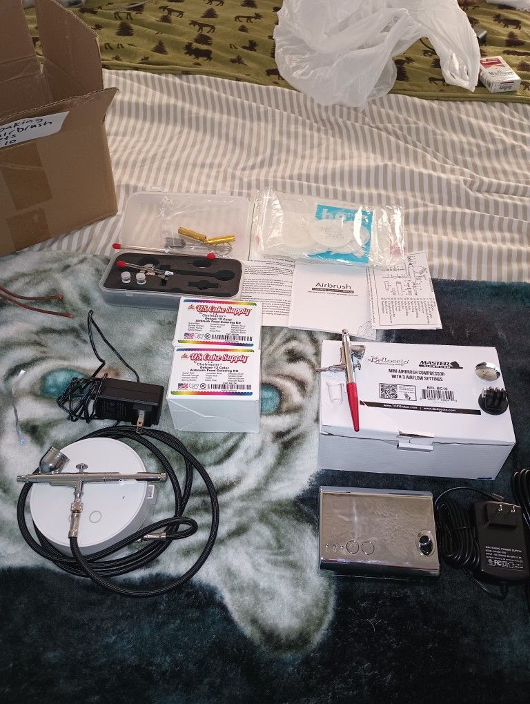 Cake Decorating Airbrush Bundle