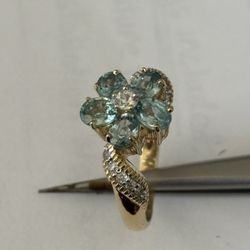Aquamarine And Diamond Ring 