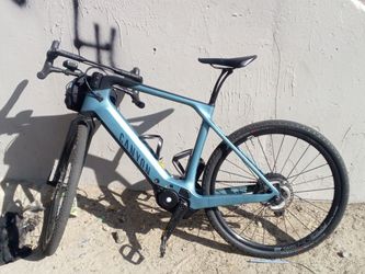 Canyon e bike