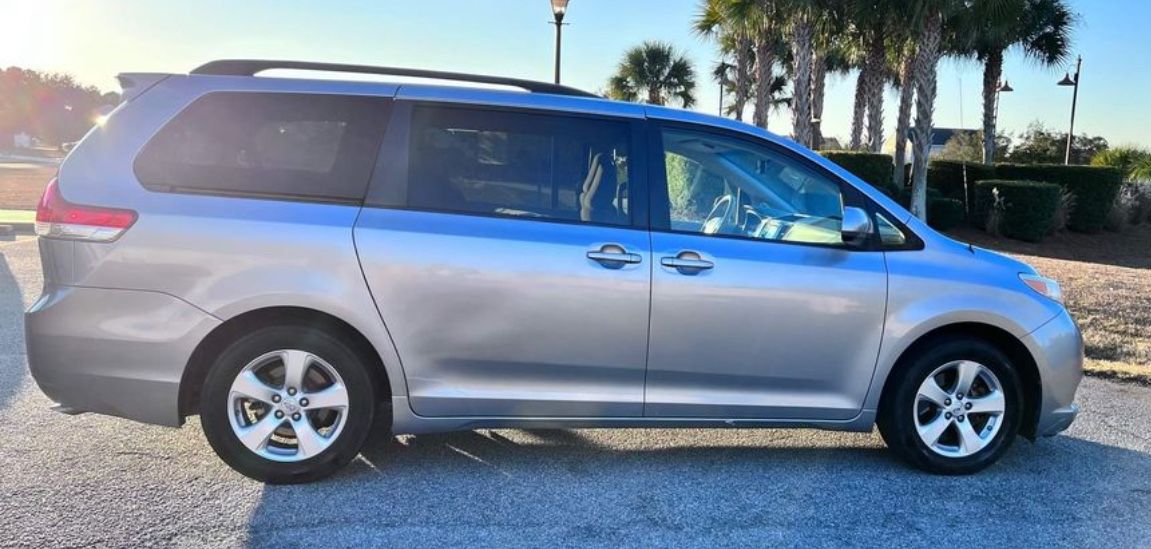 2014 Toyota Sienna
