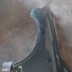 04 vw touareg left fender dark green 