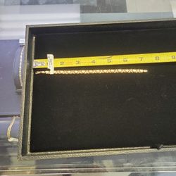 10k Gold Hugs And Kisses Bracelet 4.2g 7"