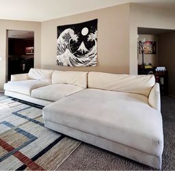 Sectional Couch with Chaise