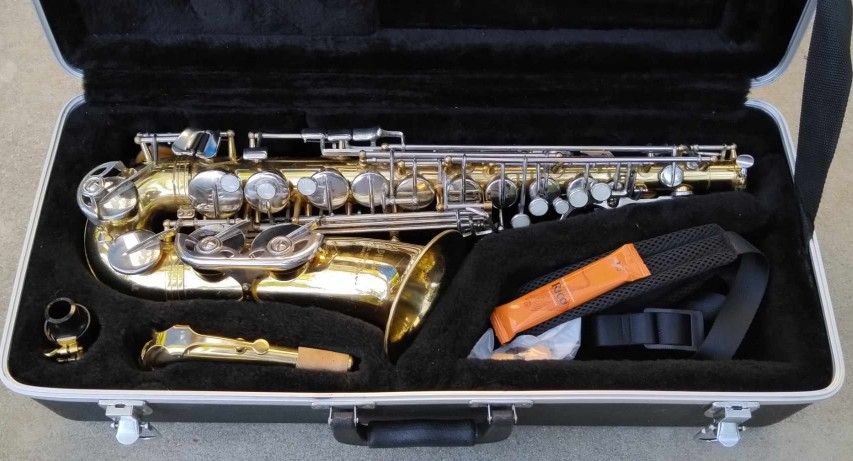 Saxophone Alto By Jupiter 