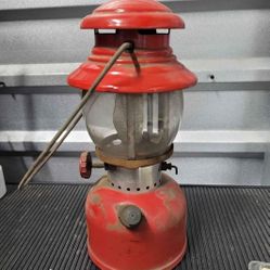 Vintage Coleman RED Lantern Model 200 A 8/64 All Original. Good condition