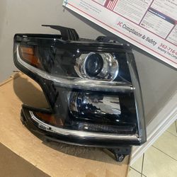 2015-2020 Chevy Tahoe /suburban Right Headlight 