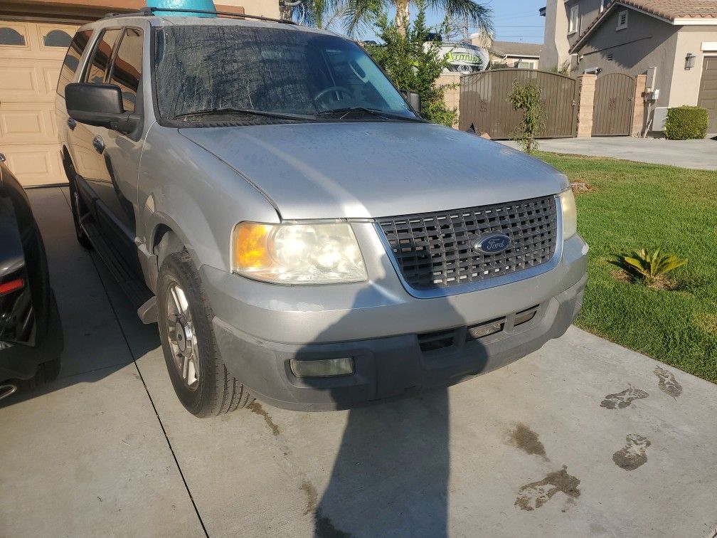 2004 Ford Expedition