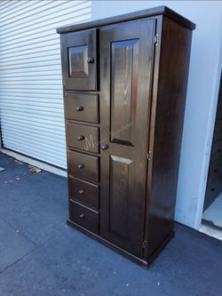 Brown Mocha Wardrobe Closet! Pinewood!