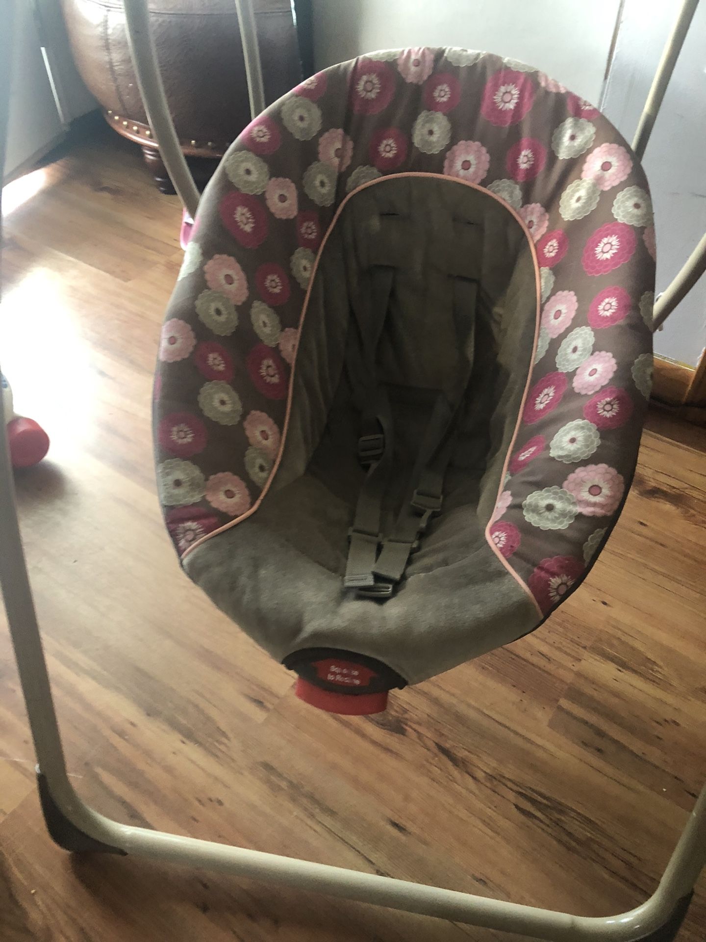 Graco baby swing