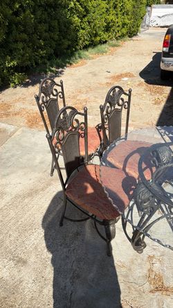 Old out door dining set